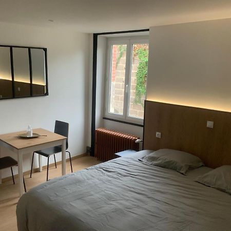 Au Coeur De La Ville Bourges Exteriör bild